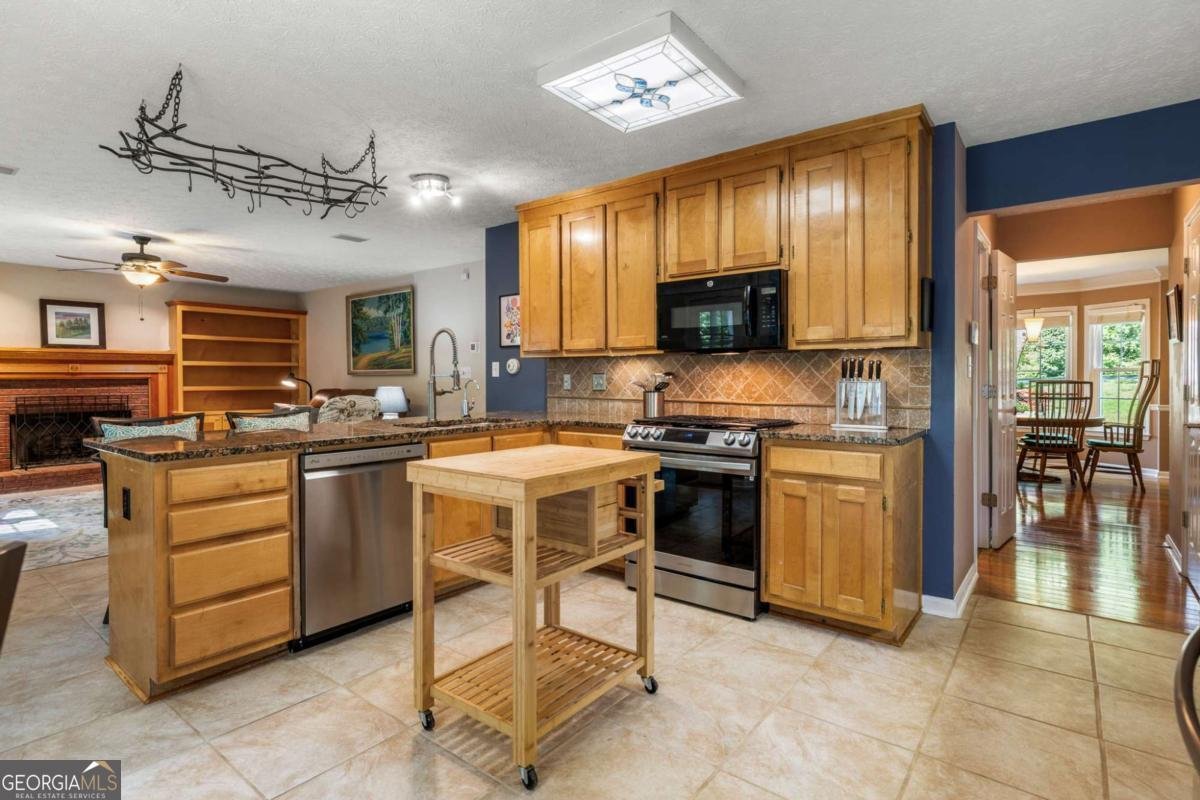 2681 Eastmont Trail Snellville - Photo 12
