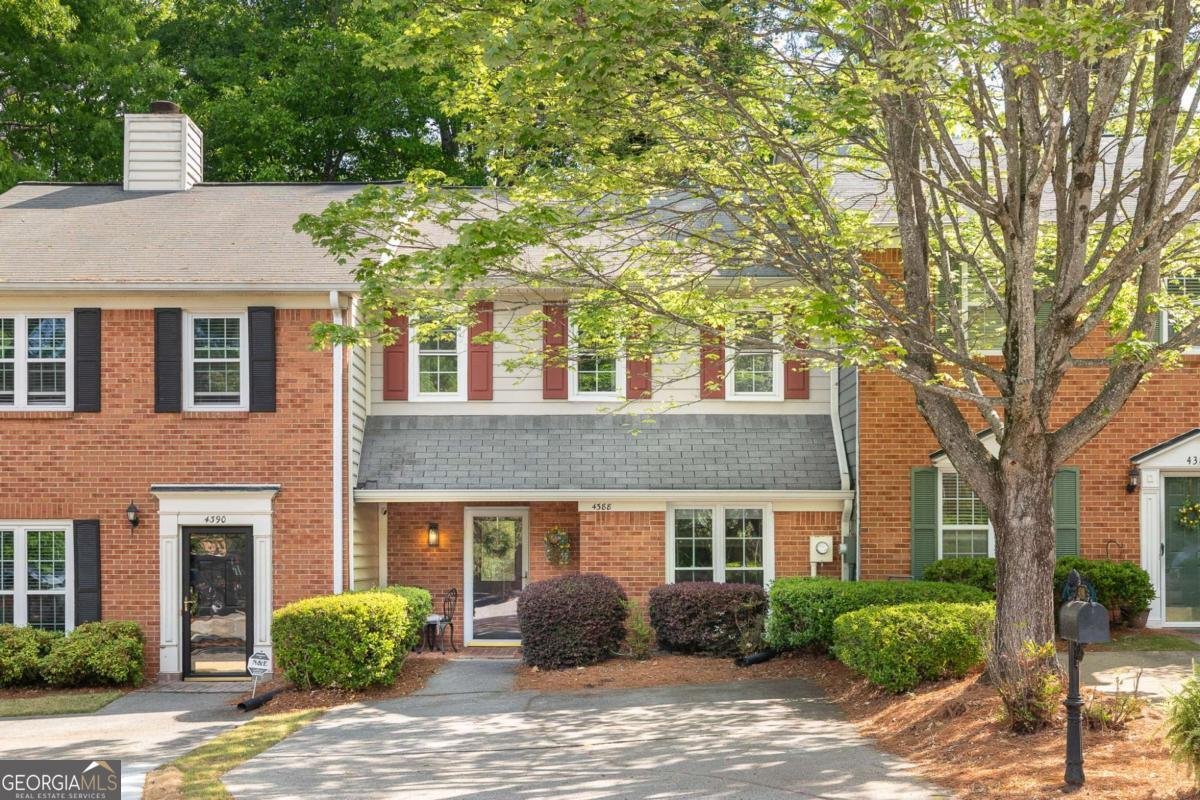 4388 Ivy Glen Way Smyrna - Photo 1