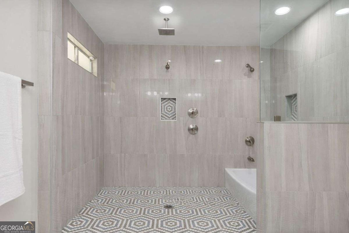 2353 Larchwood Road Atlanta - Photo 16