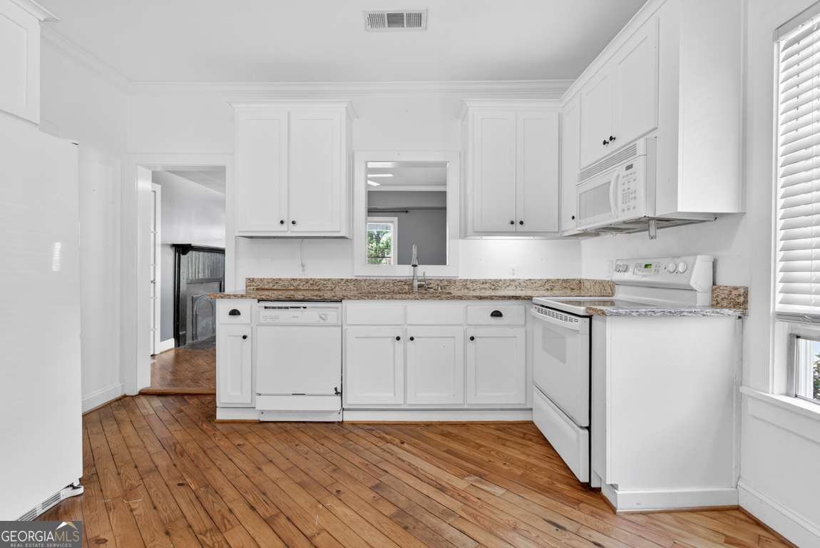 116 Mill Street Monroe - Photo 10