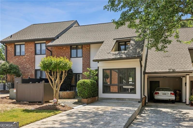3226 Clairmont North Brookhaven - main photo