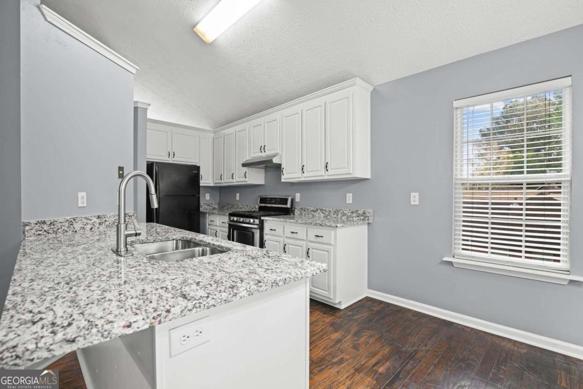 3911 Brianna Drive Powder Springs - Photo 10