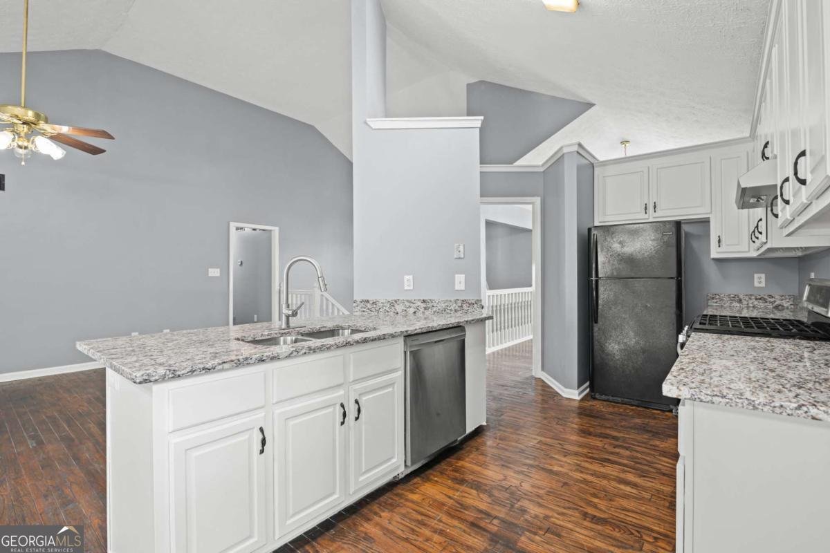 3911 Brianna Drive Powder Springs - Photo 12