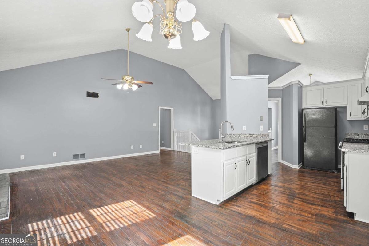 3911 Brianna Drive Powder Springs - Photo 16