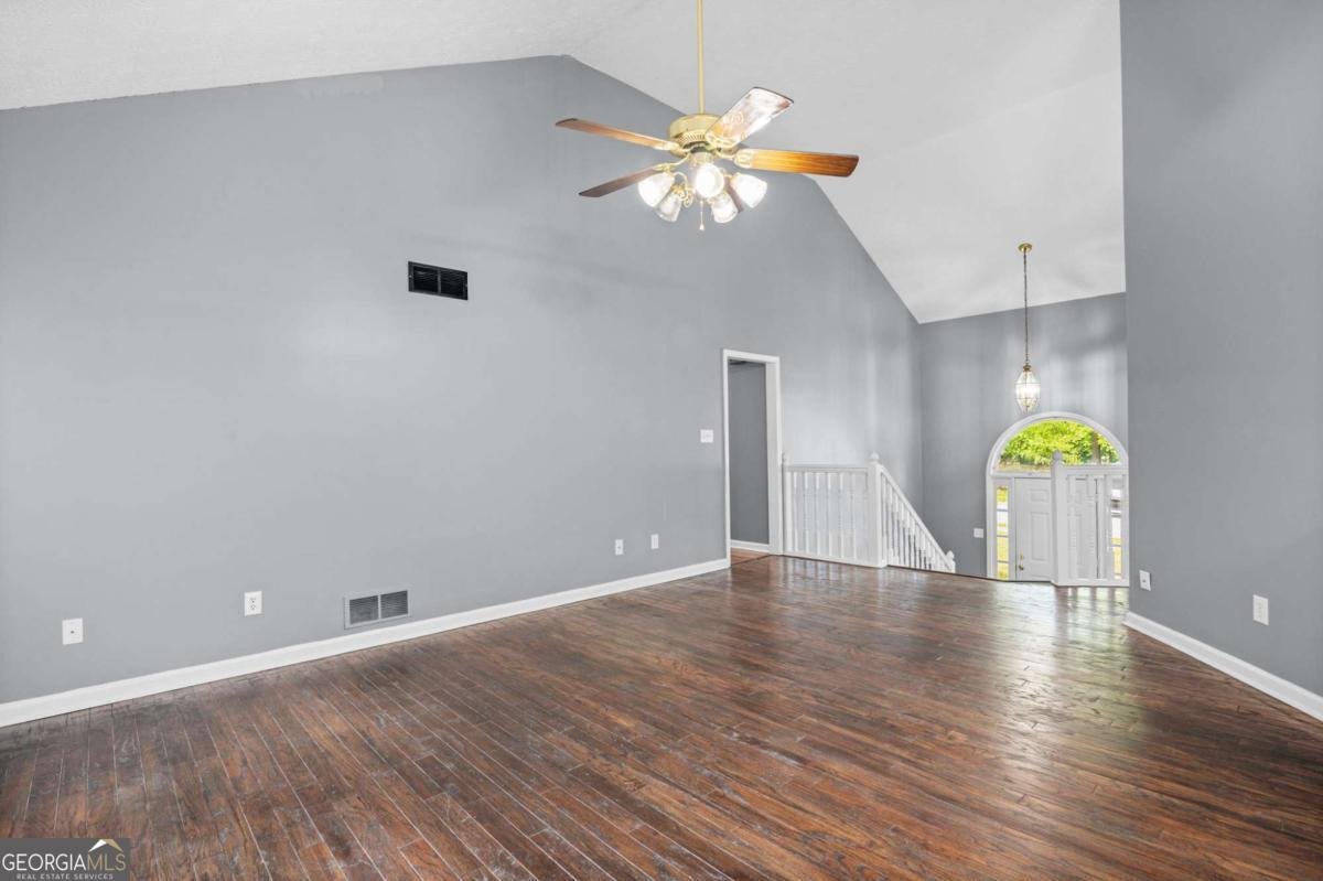 3911 Brianna Drive Powder Springs - Photo 9