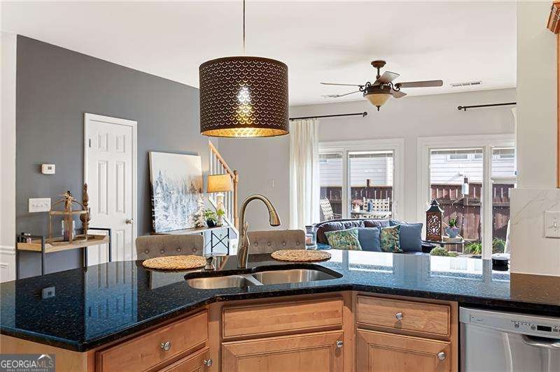 229 Kigian Trail Woodstock - Photo 12
