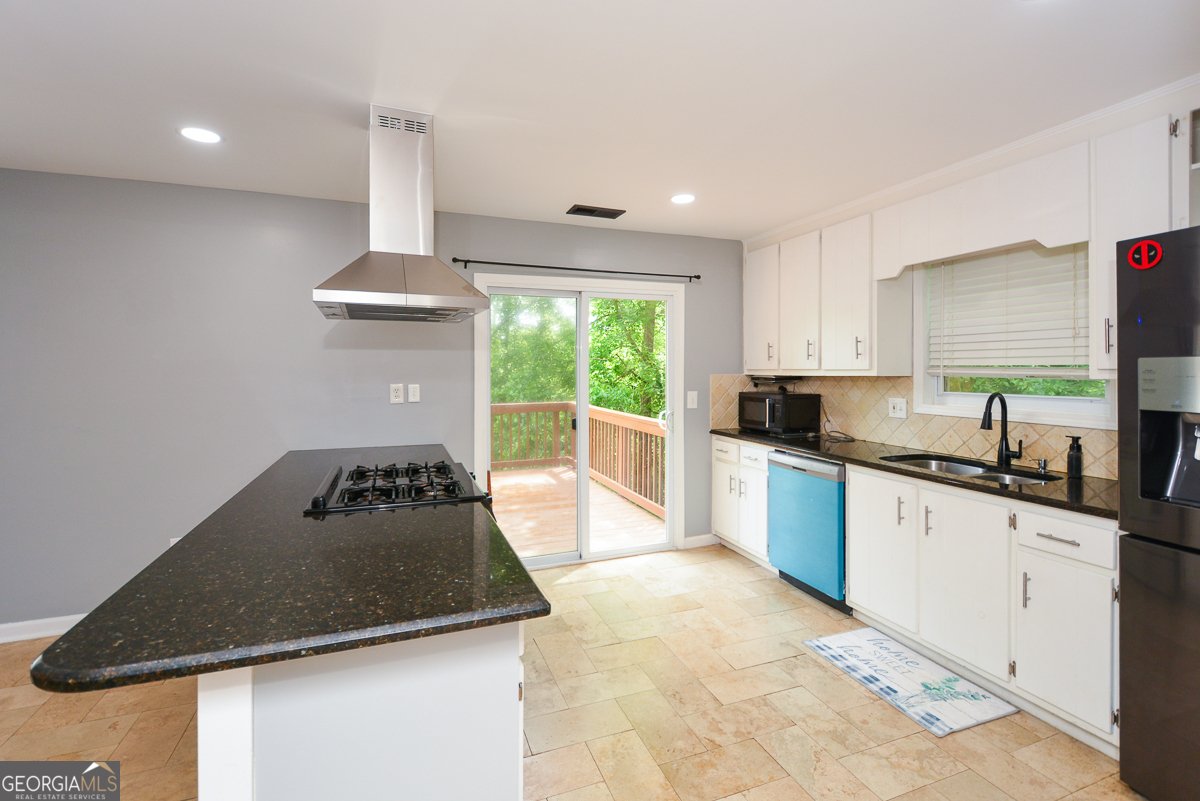 810 Hampton Court Woodstock - Photo 13