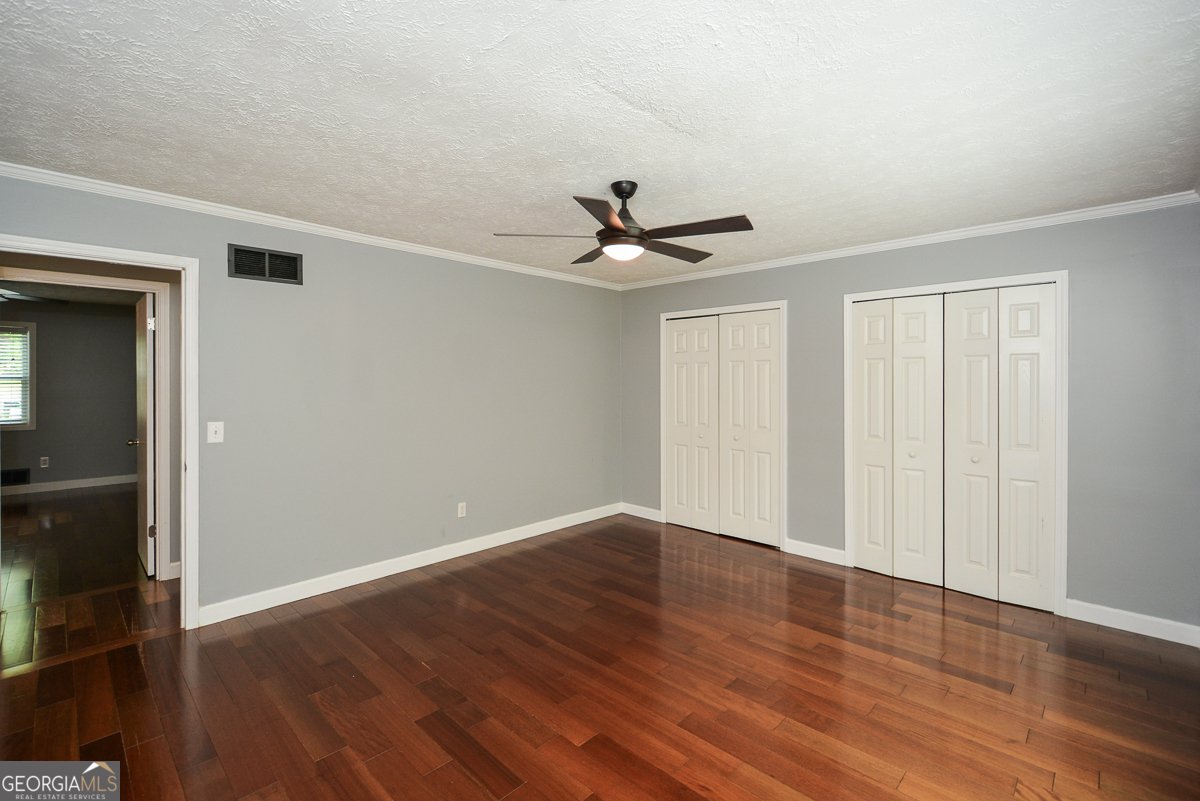810 Hampton Court Woodstock - Photo 19