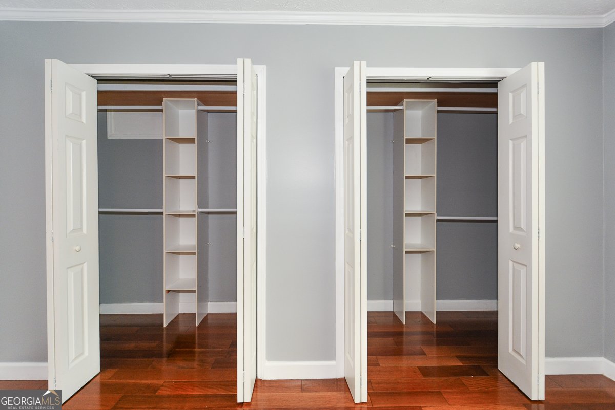 810 Hampton Court Woodstock - Photo 21