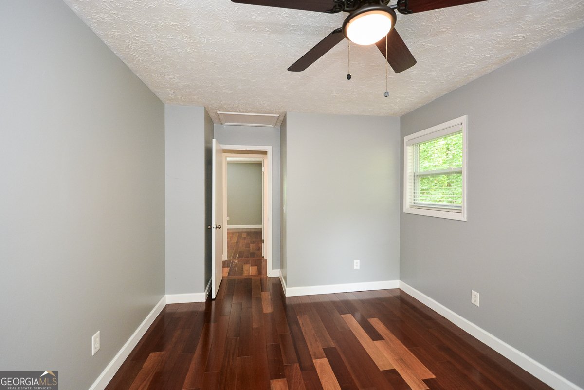 810 Hampton Court Woodstock - Photo 28