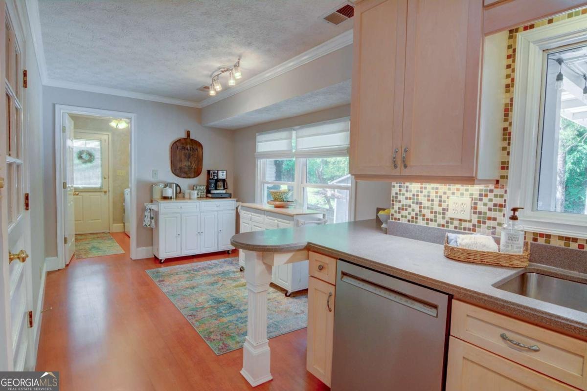 1657 Hewatt Road Lilburn - Photo 15