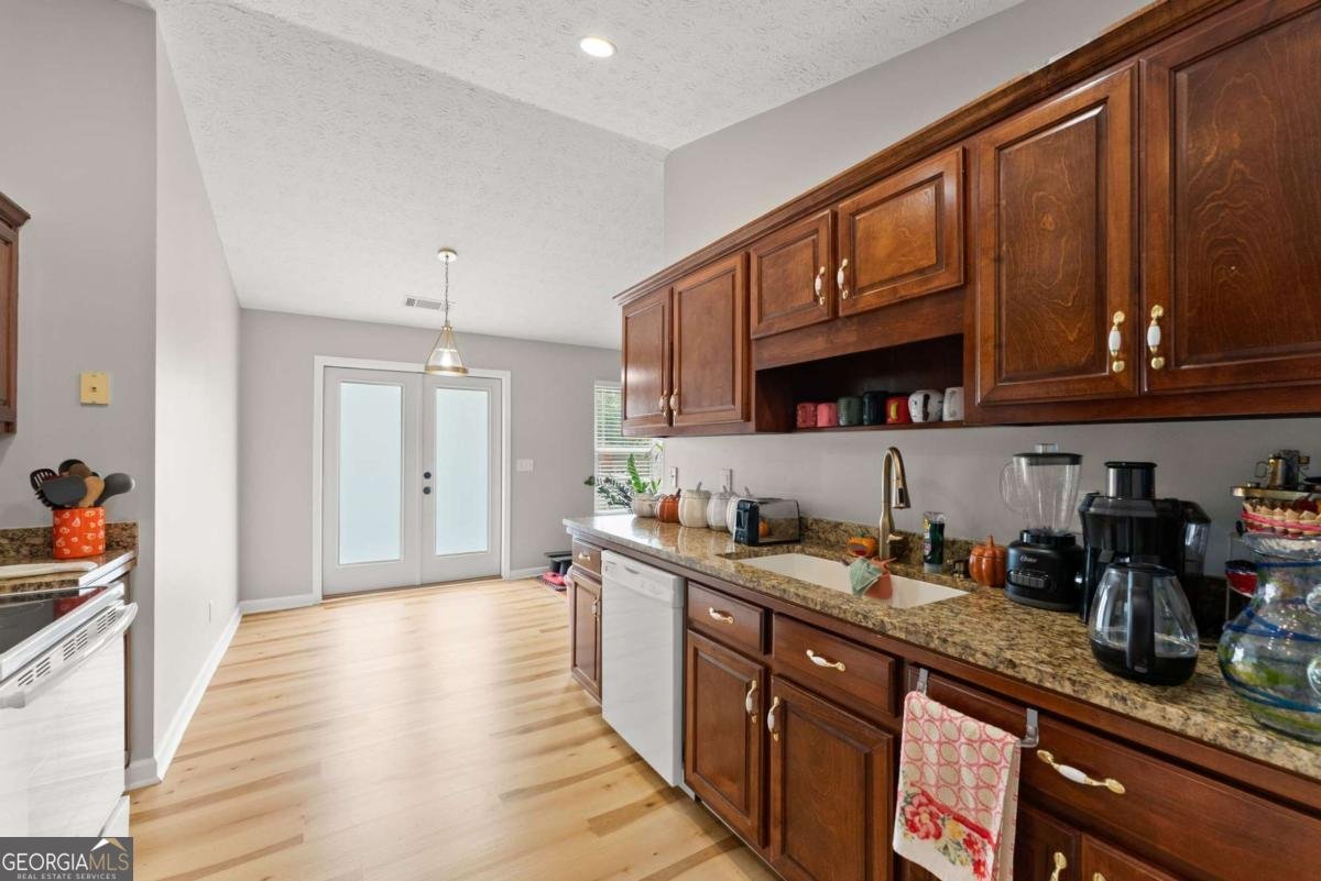 4570 Summerset Drive Gainesville - Photo 11