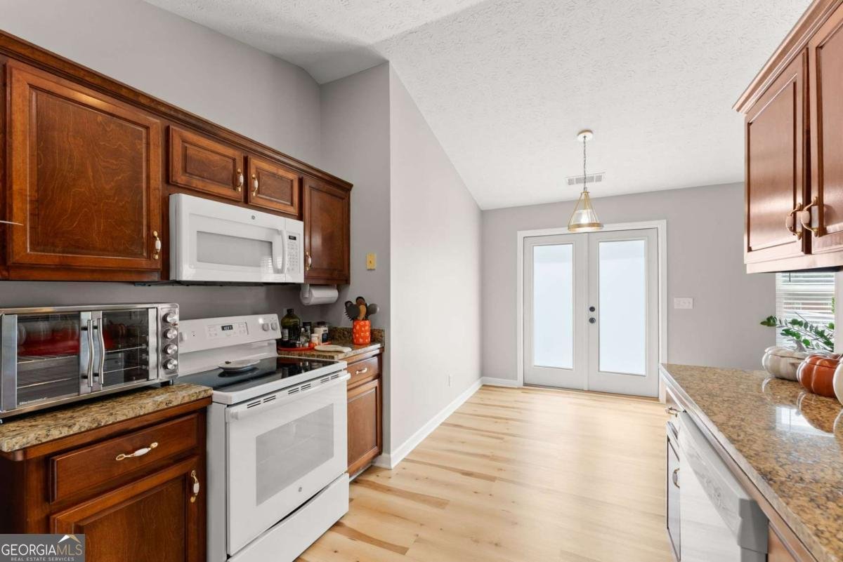 4570 Summerset Drive Gainesville - Photo 12