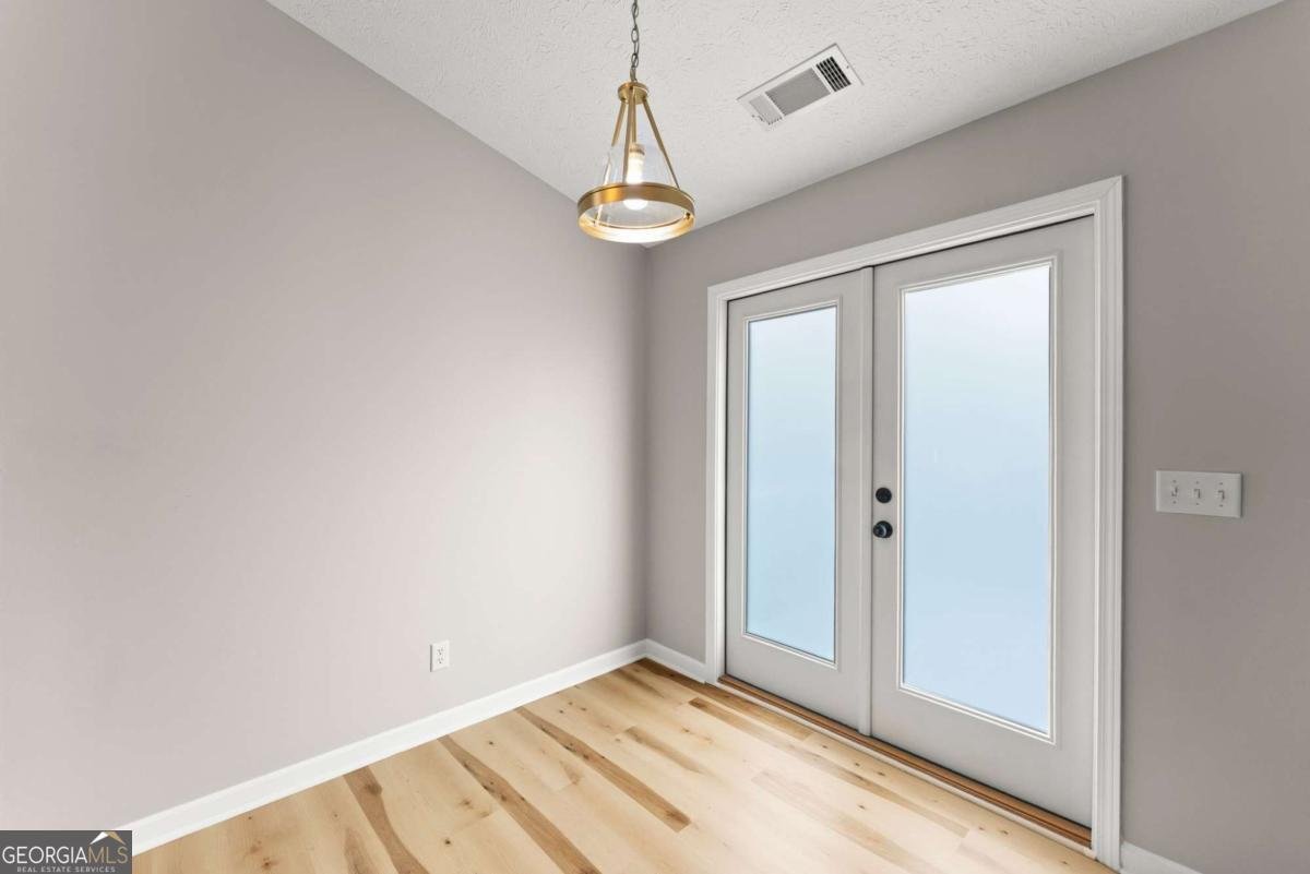 4570 Summerset Drive Gainesville - Photo 8