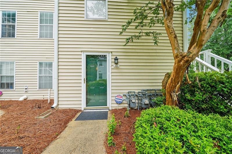 1212 Glenleaf Drive Peachtree Corners - Photo 1
