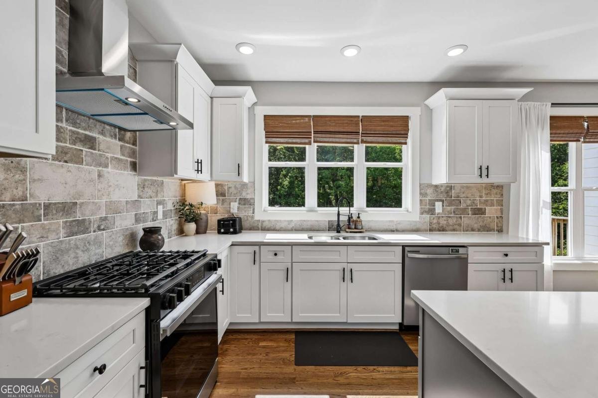 4214 Quail Creek Drive Flowery Branch - Photo 10