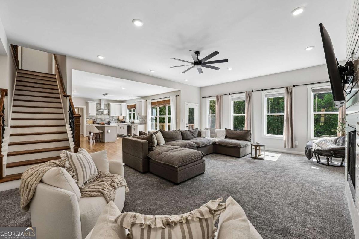 4214 Quail Creek Drive Flowery Branch - Photo 6