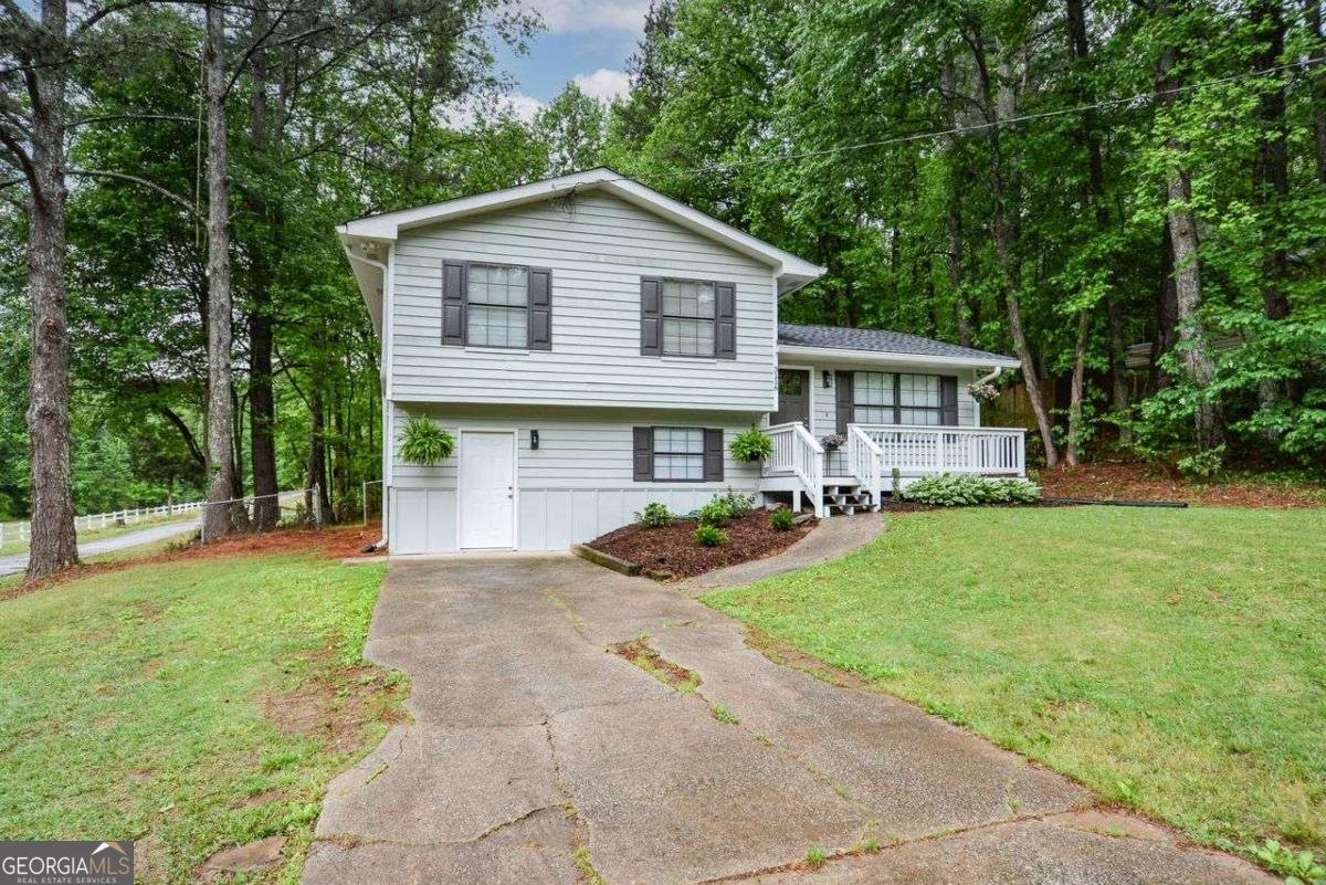 3116 Lake Monroe Road Douglasville - Photo 1
