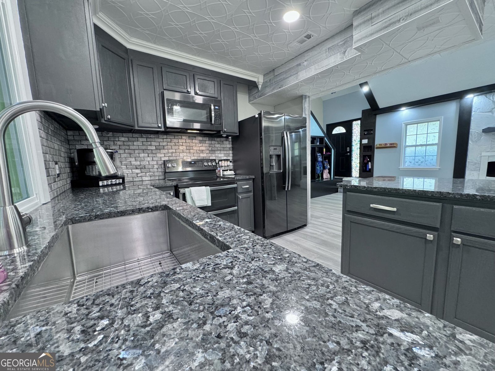 285 Edgewater Drive Macon - Photo 8