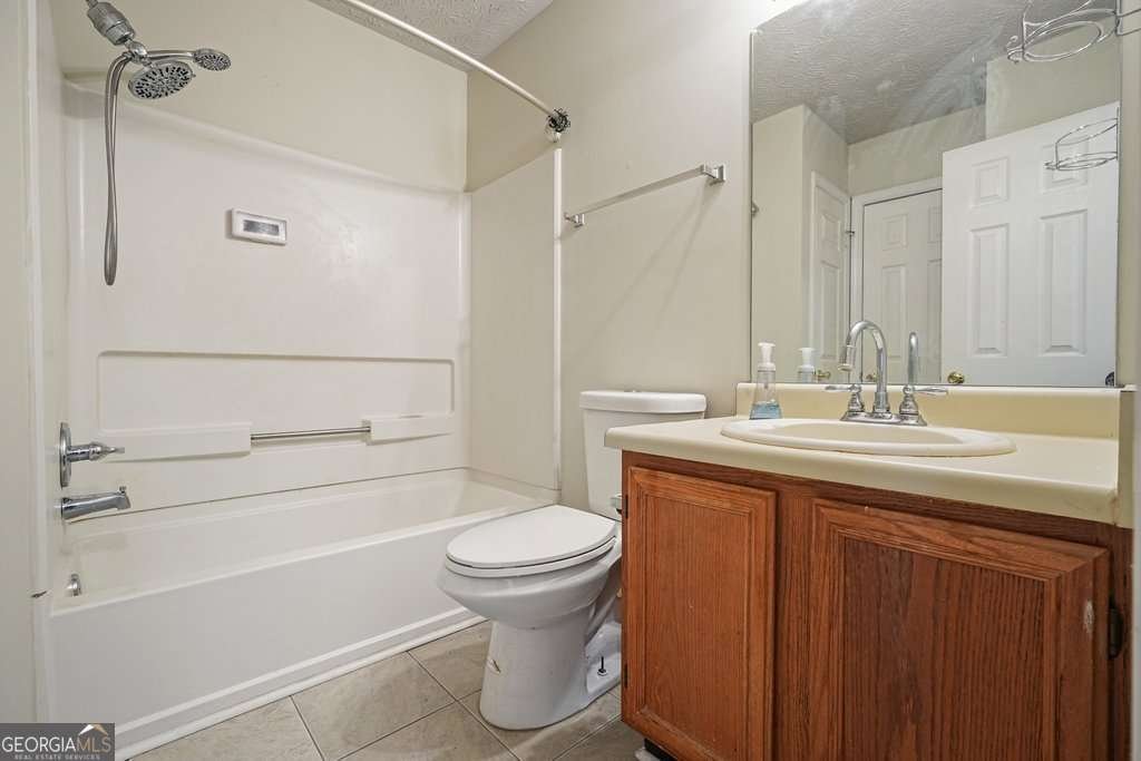 6617 Meadow Green Circle Peachtree Corners - Photo 11