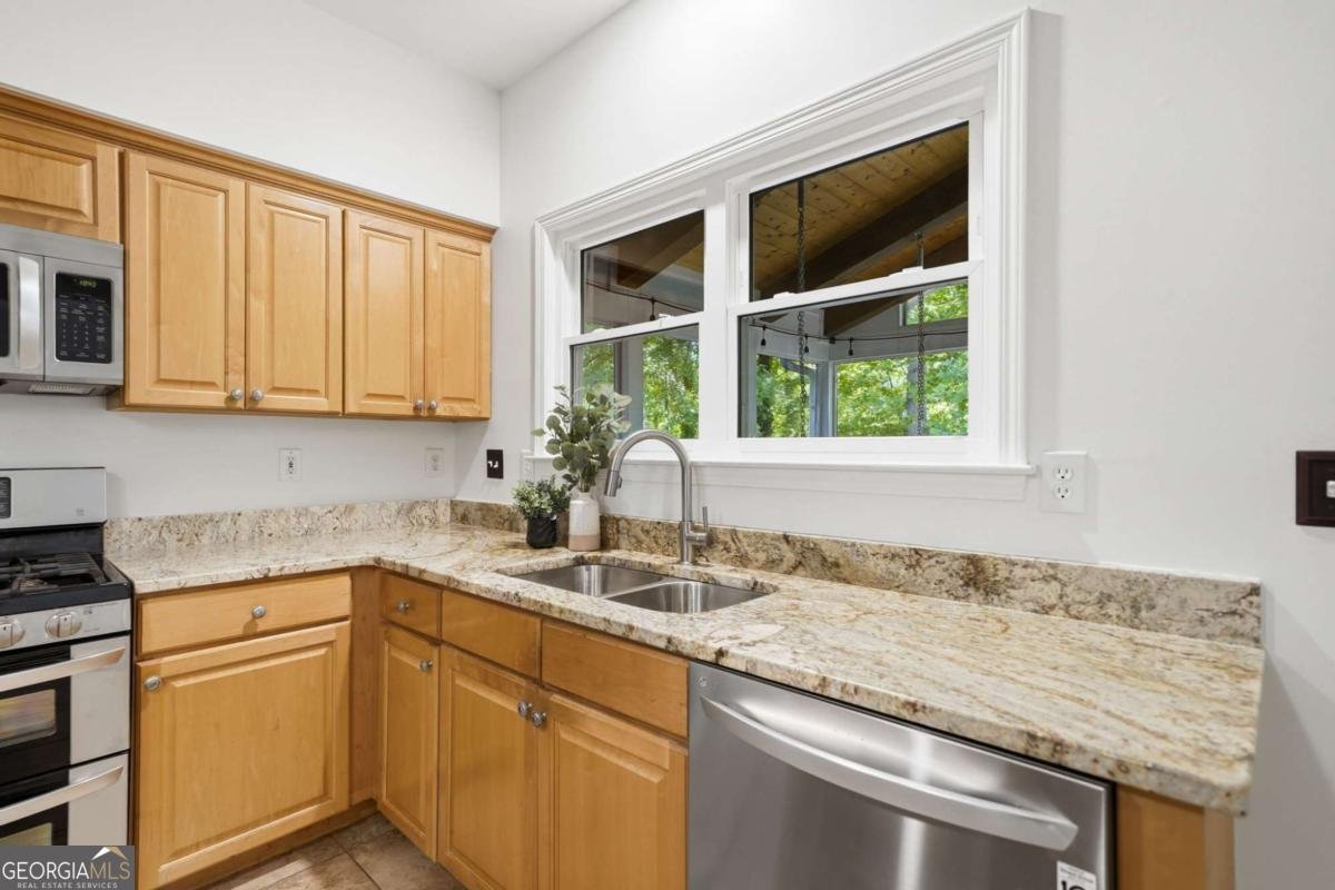 2420 Traywick Chase Alpharetta - Photo 9