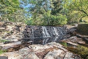 1858 D Youville Lane Atlanta - Photo 35