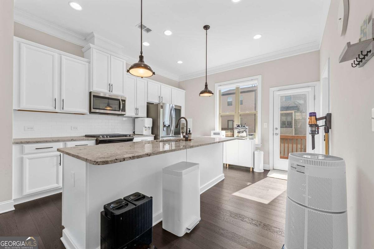 4468 Dunblane Avenue Sugar Hill - Photo 16