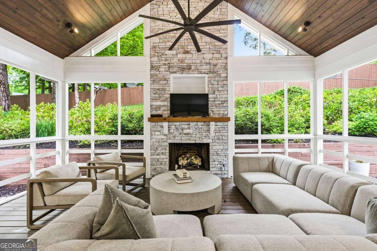 5055 Old Oak Trace Roswell - Photo 18