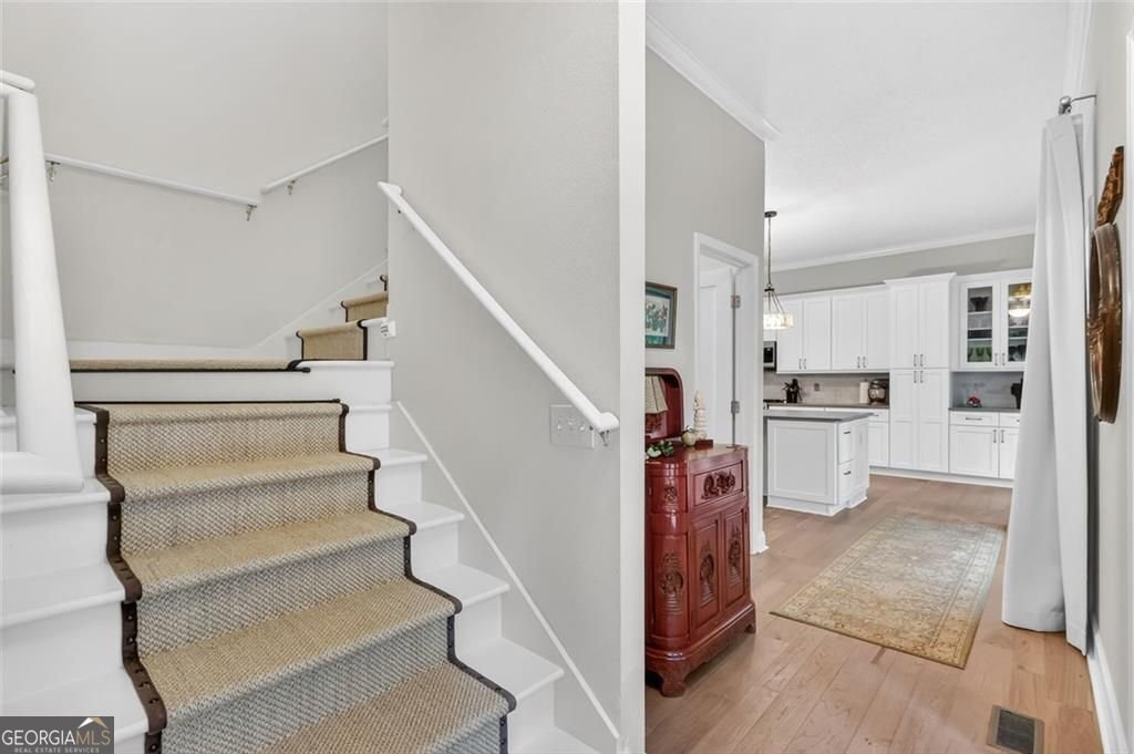 8012 Beachwood Drive Murrayville - Photo 17