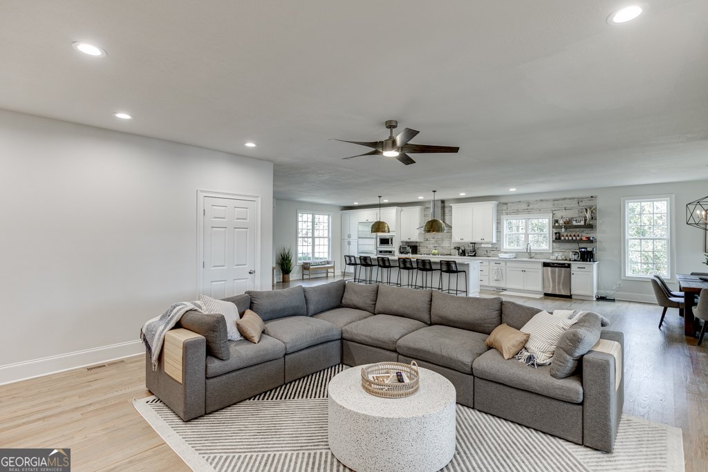 6932 Dee Lane Murrayville - Photo 14