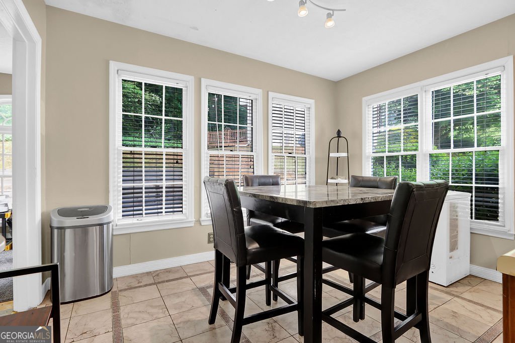 1312 Yorktown Circle Lawrenceville - Photo 11