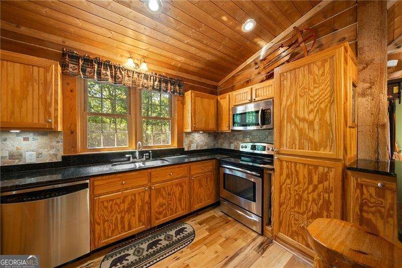 311 Woodland Brook Drive Canton - Photo 17