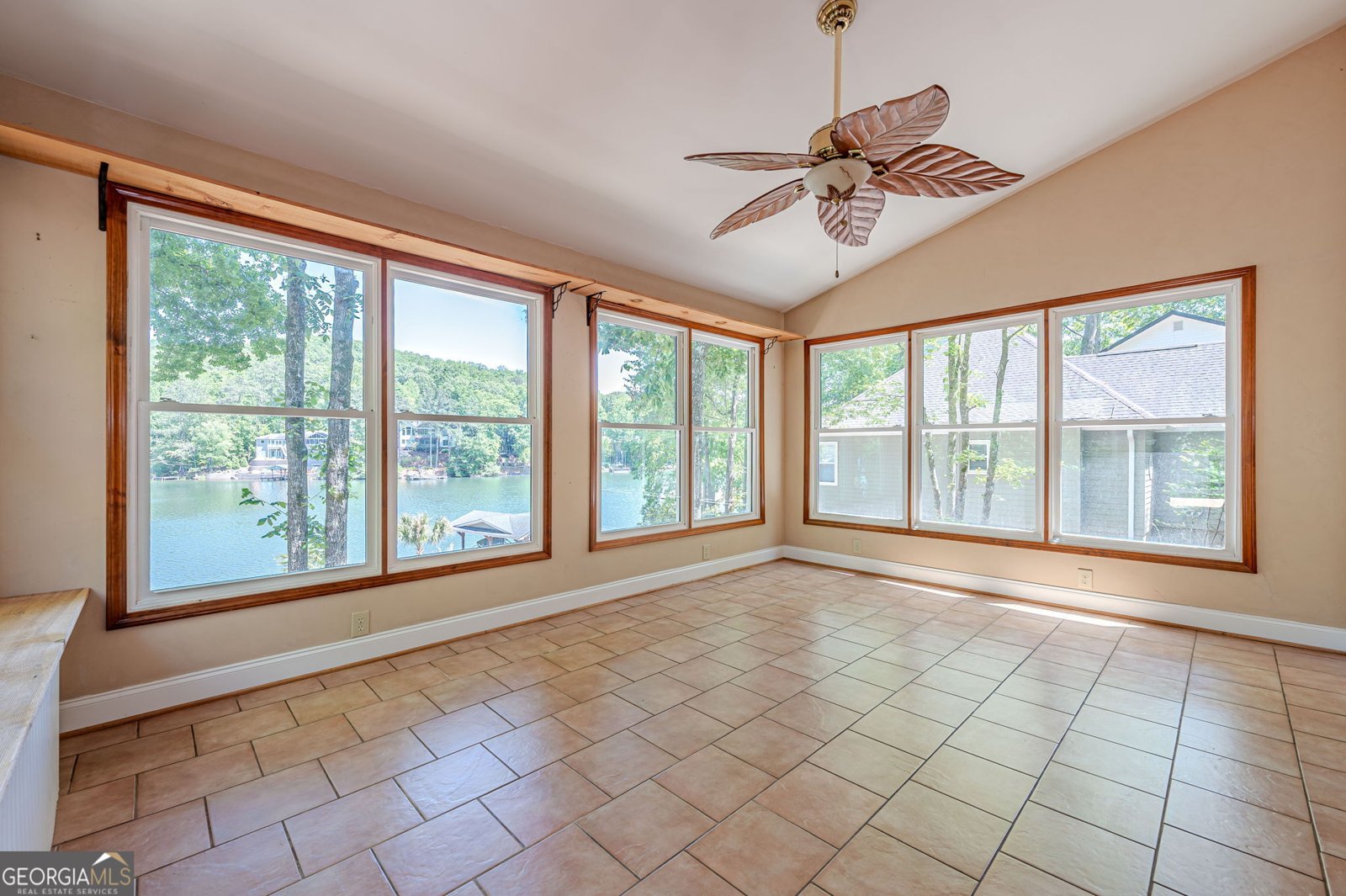 137 Broadwater Court Waleska - Photo 24
