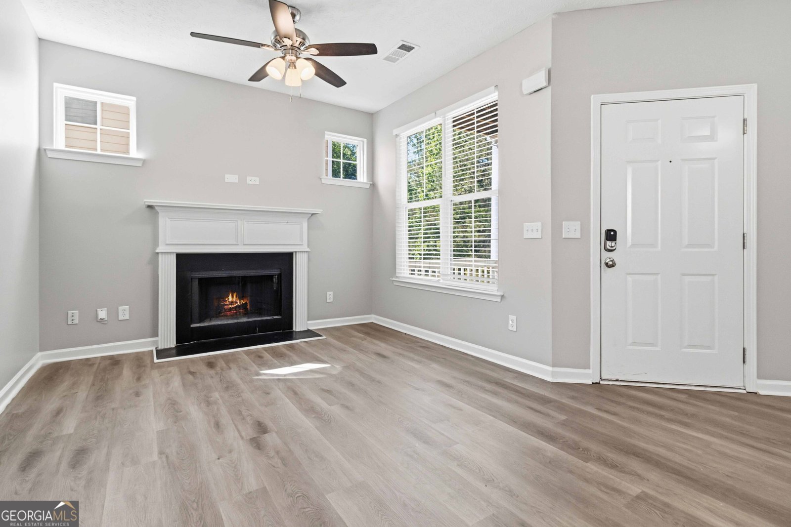 4697 Highpoint Lane Atlanta - Photo 11