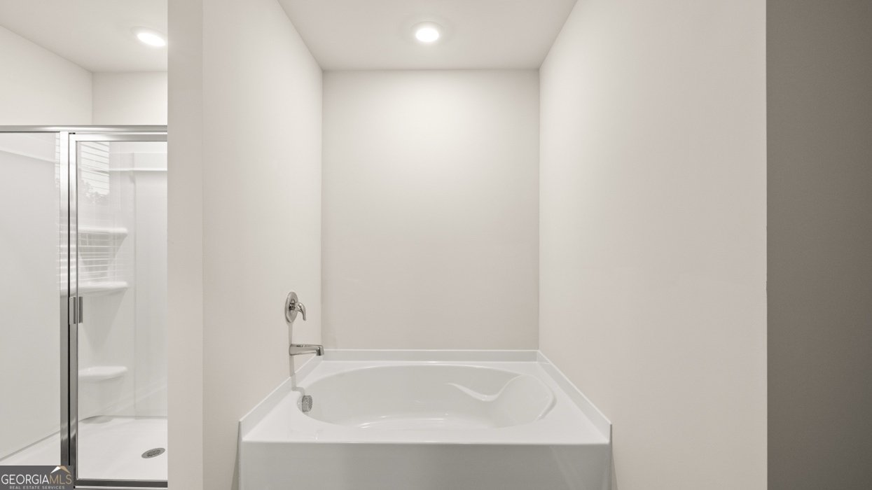 228 Defilippe Drive Statham - Photo 20
