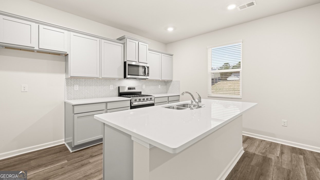 228 Defilippe Drive Statham - Photo 7