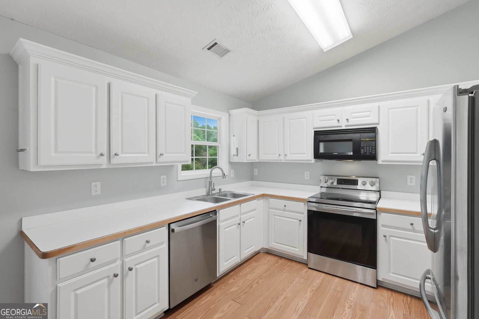 2125 Kirkland Drive Statham - Photo 23