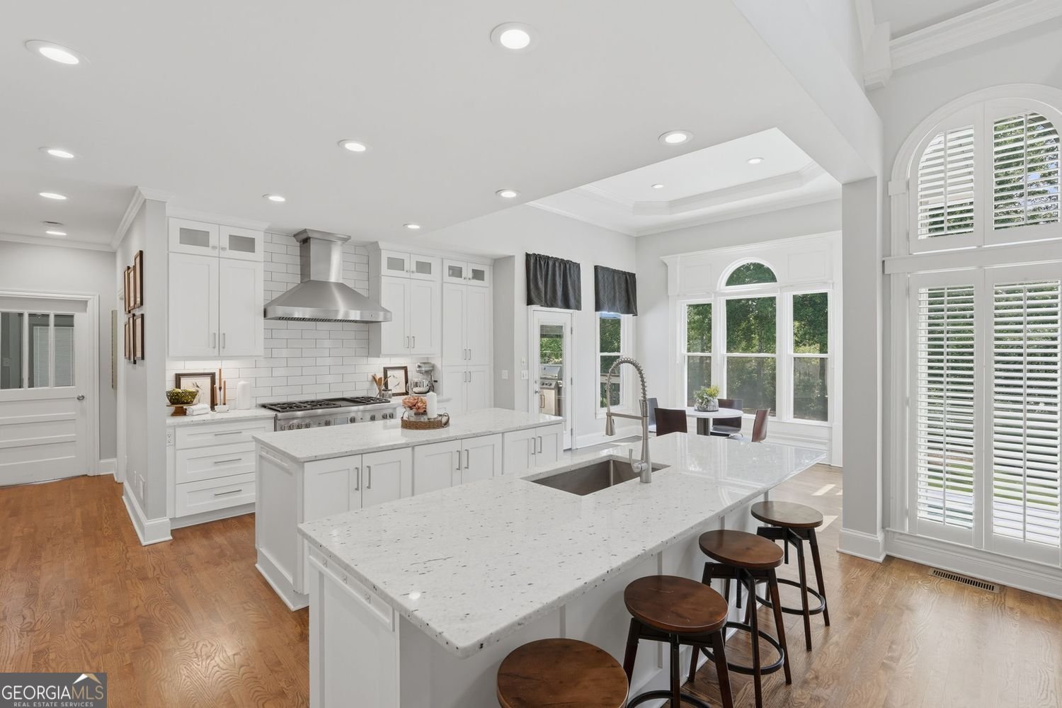 215 Bayfield Court milton - Photo 10