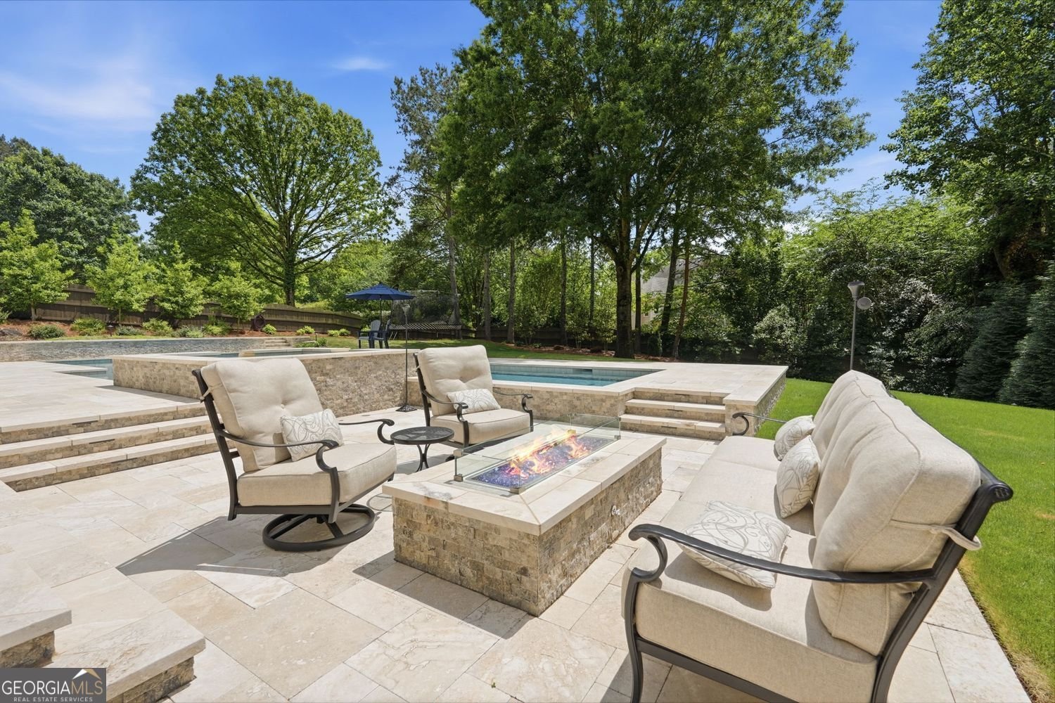 215 Bayfield Court milton - Photo 46