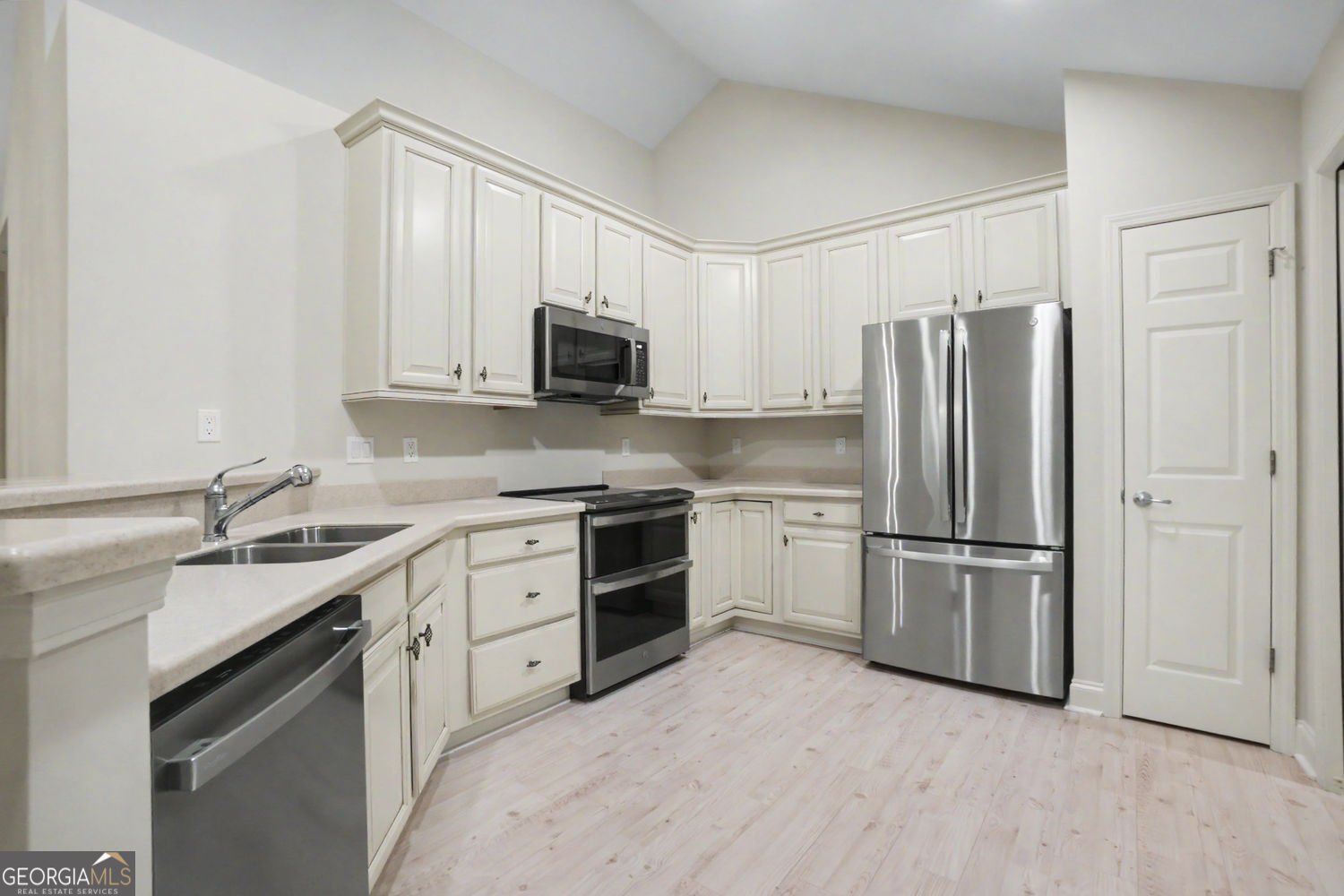 5264 Stone Village Circle Kennesaw - Photo 14