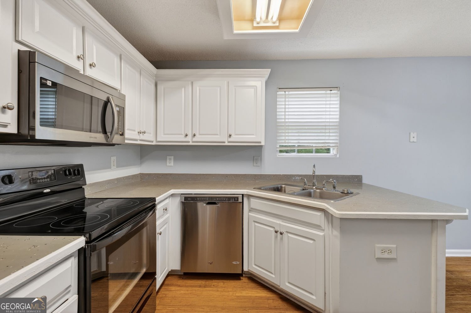 466 Raymond Drive Winder - Photo 10
