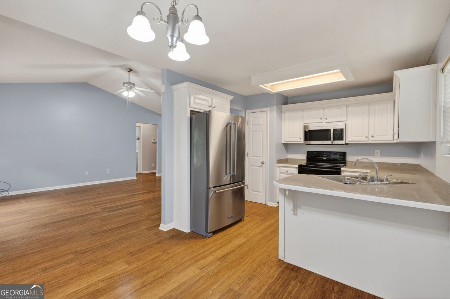 466 Raymond Drive Winder - Photo 11
