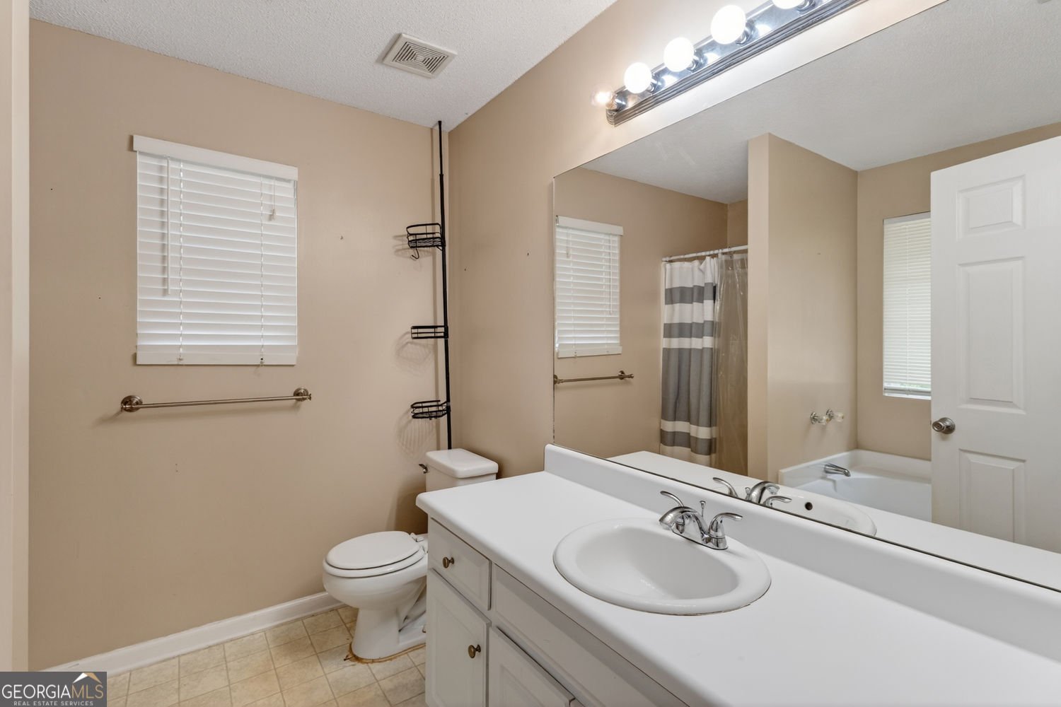 466 Raymond Drive Winder - Photo 6