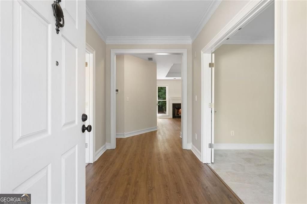 5230 Wickershire Drive Peachtree Corners - Photo 13