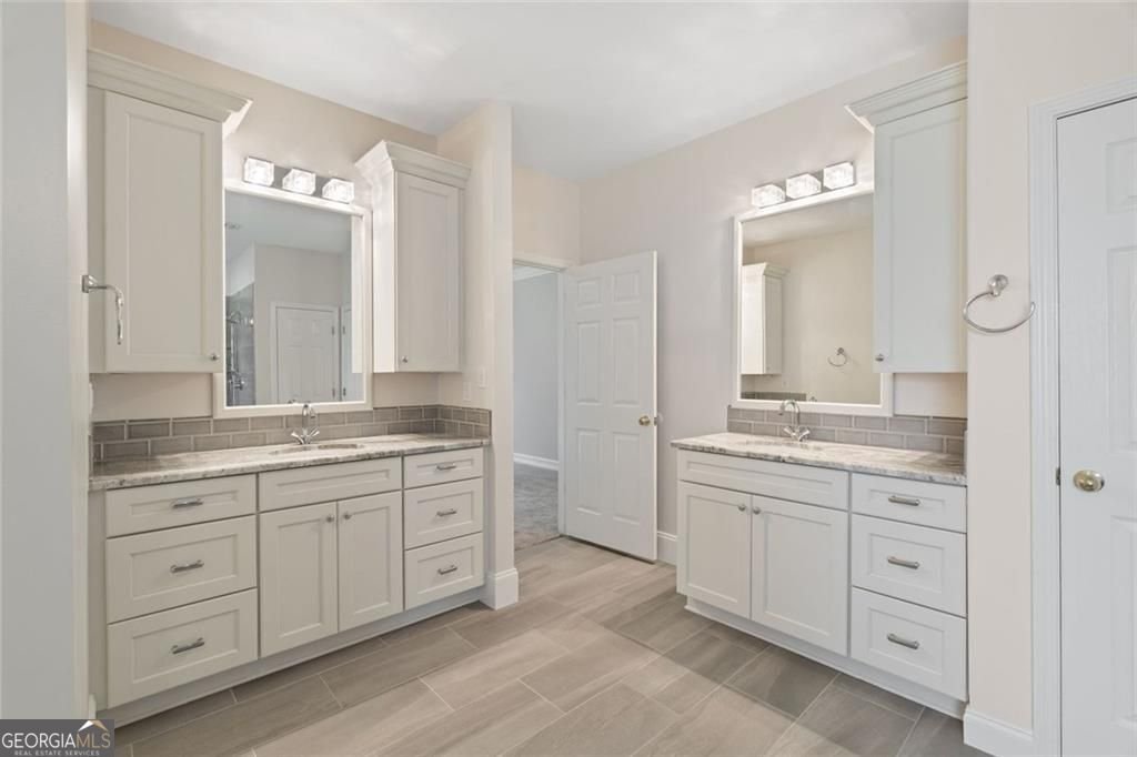 5230 Wickershire Drive Peachtree Corners - Photo 8