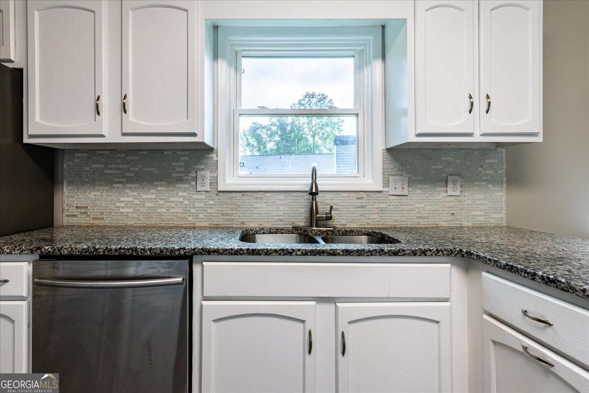 240 Kristie Lane Roswell - Photo 8