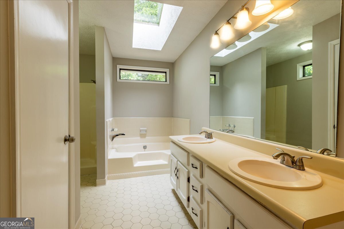 240 Kristie Lane Roswell - Photo 9