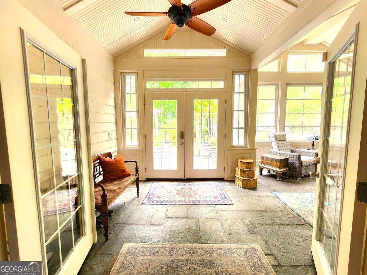 1081 Lakefront Court Greensboro - Photo 11