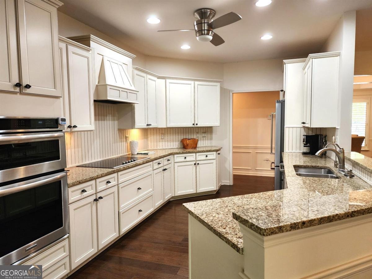 1081 Lakefront Court Greensboro - Photo 9