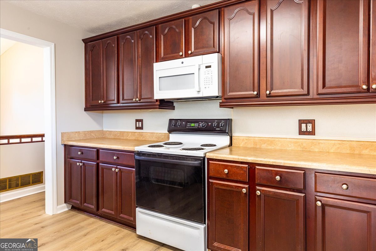 3237 Windgate Drive Buford - Photo 7